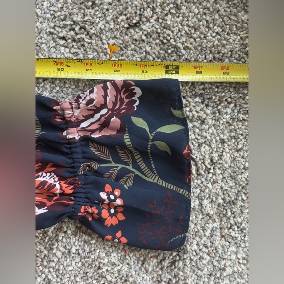 LOFT Ruffle Neck Poet Blouse. Size L. Navy Floral Print. Feminine. Beautiful! - Picture 12 of 12